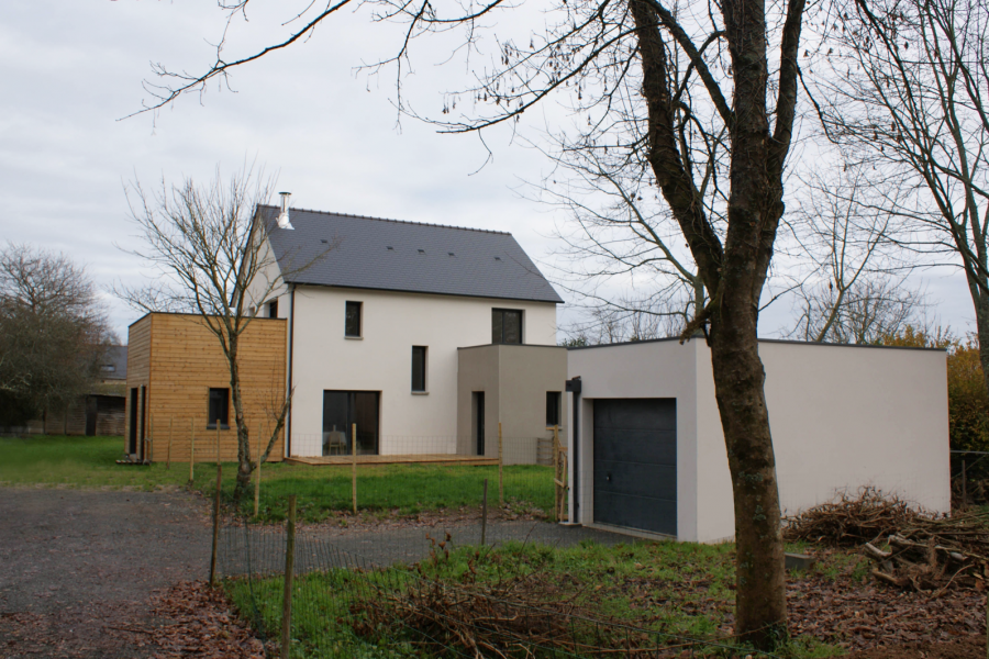 Une maison en ville mais au calme