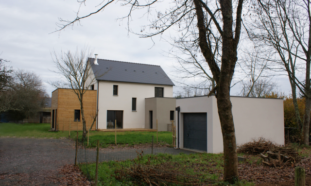 Une maison en ville mais au calme